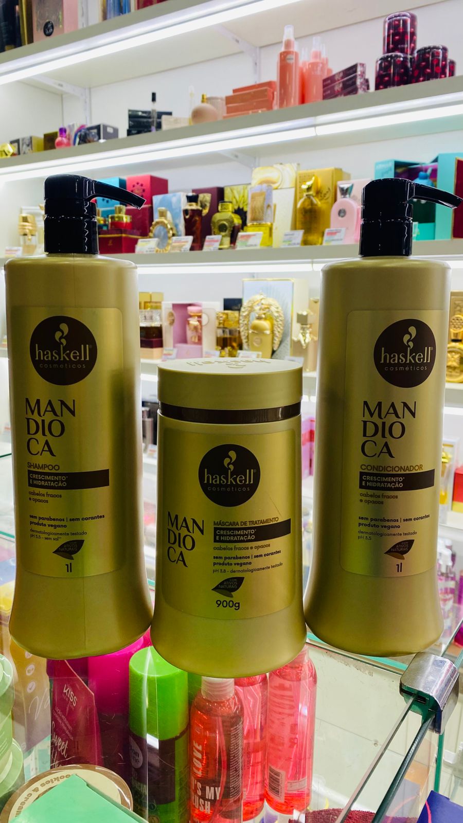 Mãe e filha celebrando o Dia das Mães